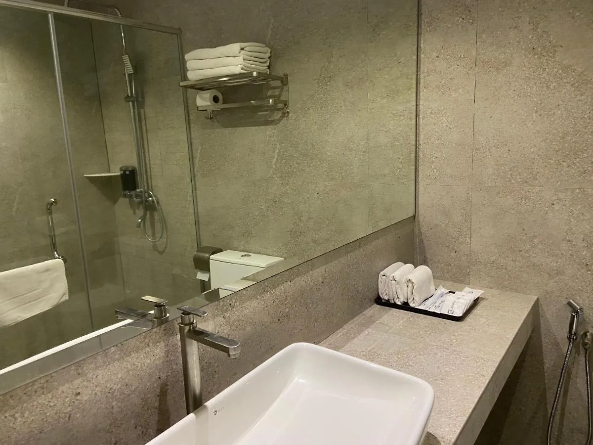 Frame Hotel George Town
