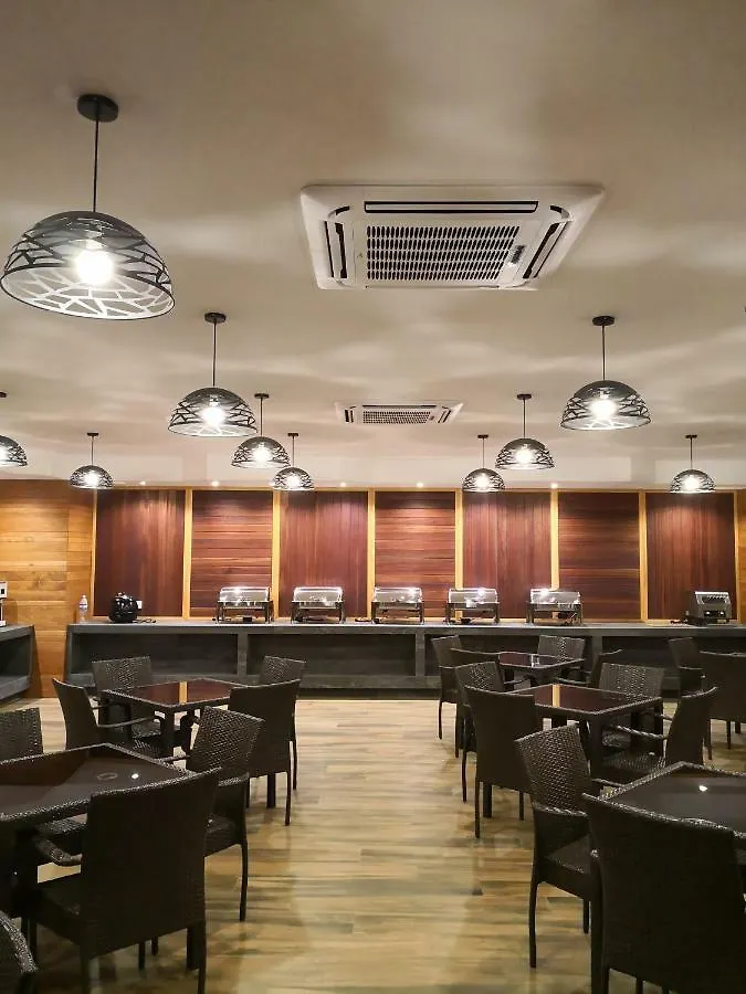 Frame Hotel George Town