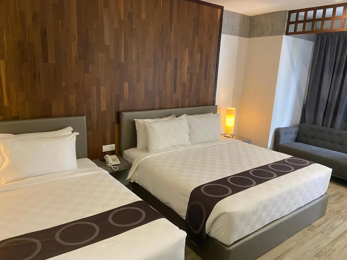 Frame Hotel George Town